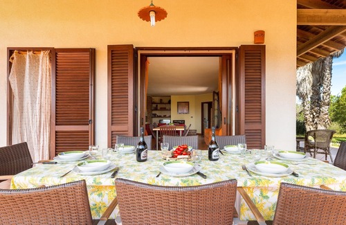 Tuglie Villa | 1905 Villa Artas by BarbarHouse