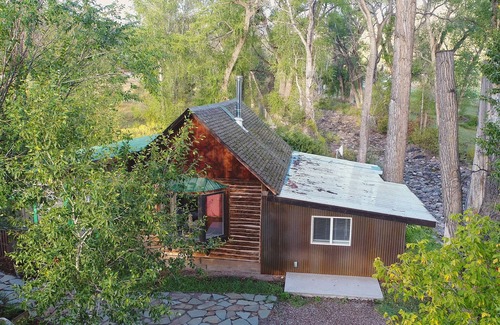 Carbondale Cabin | 1907Creekside Cabin w/hot tub & sauna; bike, hike, ski & fish- Go Back in Time