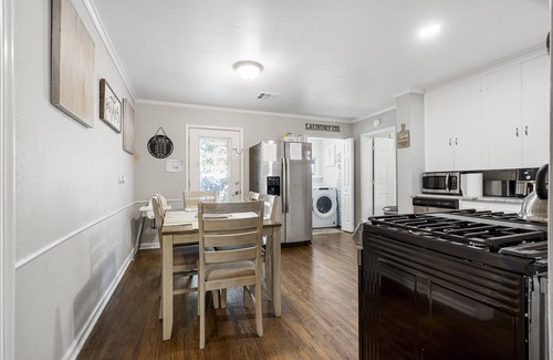 Fair Heights House | 1940s Stunning Midtown Remodel | Expo/TU 1 Mile