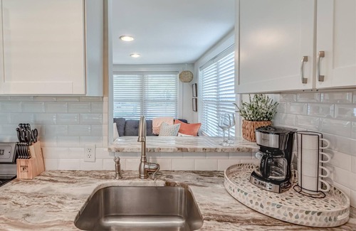 Isle of Palms Apartment | 1950s Beach Cottage Unit C