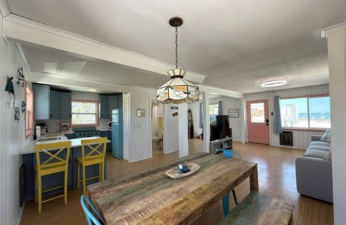 Treasure Island House | 1950s Retro Inspired 3 Bedroom/2 Bath Beach House