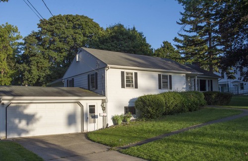 Town of Ledyard House | 1950s Style Ranch in the Heart of the Village