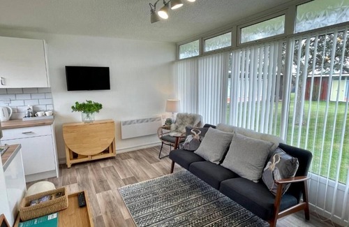 Stalham Ski Chalet | 197 Broadside Holiday Chalet near Broads & Beaches
