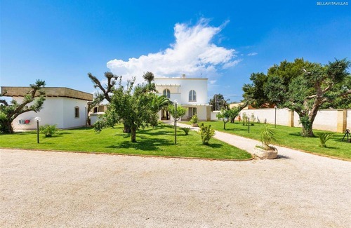 Pittuini House | 1977 B B I Tarocchi - La Papessa Camera Tripla