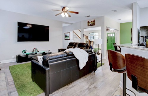 North San Antonio - SAT House | 19th Hole - A Birdy Vacation Rental