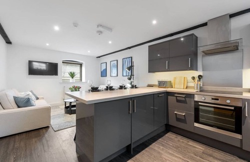 Exeter Apartment | 1A The Courtyard Exeter
