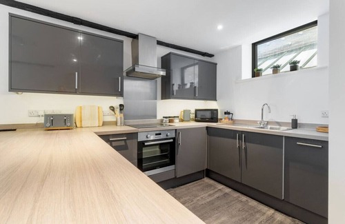 Exeter Apartment | 1A The Courtyard Exeter