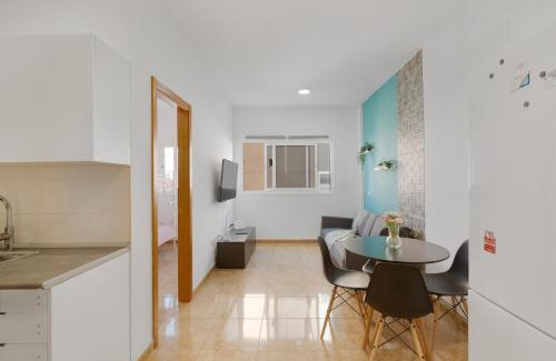 Vecindario Apartment | 1B Ren Coqueto Apartamento