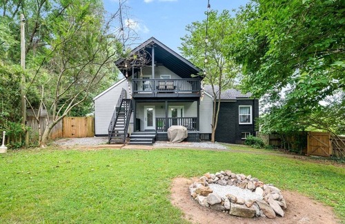 Clarksville House | 1BD 102 Madison Ter S