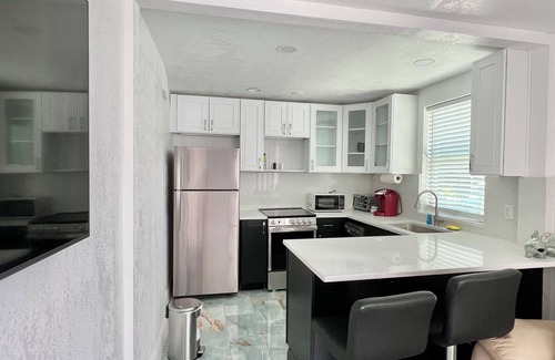 Bayou Shores House | 1bd/1ba Apartment in St. Petersburg w/PRIVATE DOCK & KAYAKS