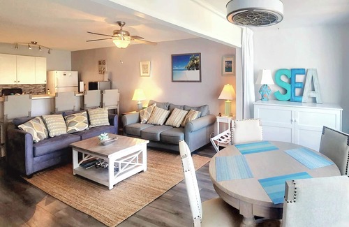 Red Hook Apartment | 1BD/2BA Tropical Seaside Escape, 40 yards from Sapphire Beach!