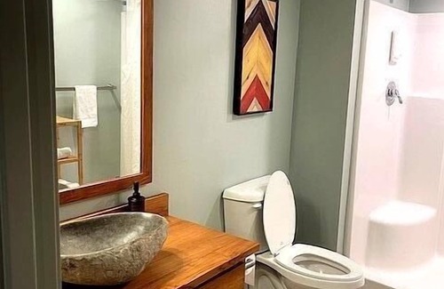 Downtown Cleveland Bed & Breakfast | 1BD Apt in Downtown Cleveland!