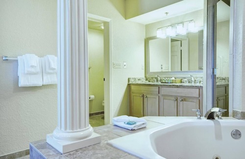 Kissimmee Resort | 1BD/Kissimmee! - Four Miles from Disney's Magic Kingdom!