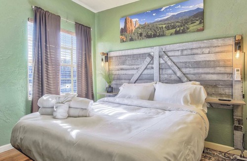 West Colorado Springs Apartment | 1BD Suite Close to Red Rocks Dogs Welcome!