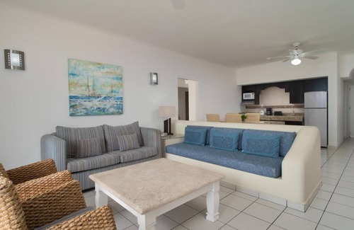 Las Gaviotas Resort | 1BD Suite/Mazatlan - Gorgeous Mexican Oasis for your Romantic Getaway!