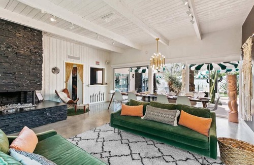 Warm Sands Hotel | 1BDR Suite, Boutique Hotel w/Pool, Spa, & Firepit