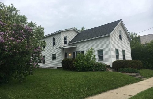 Winooski Apartment | 1bdrm Apt near UVMMC, i89, and Downtown