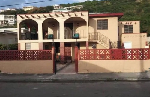 Frigate Bay Apartment | 1bdrn apt. with self checking and pet friendly.3min. walk to beach .