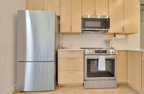 Traverse City Condo | 1Bed/1Bath Eastide One Condo Unit 331
