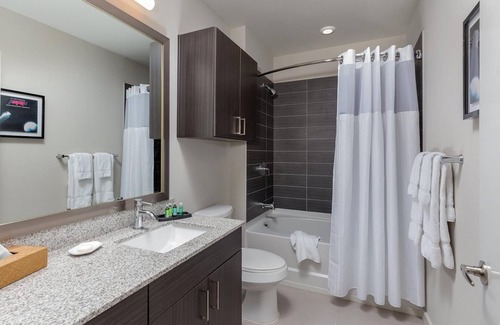 Civic District Resort | 1Bed/1Bath - Gorgeous Downtown Austin Resort!