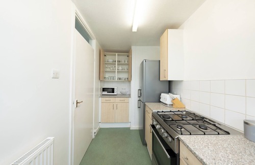 Wanstead Apartment | 1BedLondonApt-FreeParking-FastWiFi-SofaBed