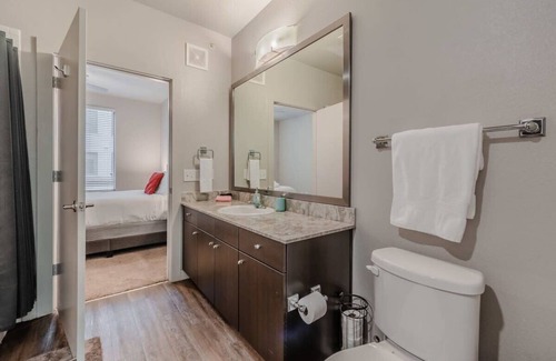 Knox - Henderson Condo | 1bedroom 2 beds Dallas/Pool/Parking/Washer dryer
