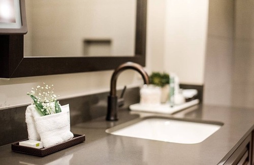 The Highlands Resort | 1Bedroom Suite Breckenridge Luxury Ski In/Out Resort - Welk Resorts