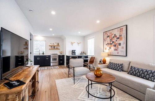 Delafield Apartment | 1BR/1BA Loft Apartment in Delafield