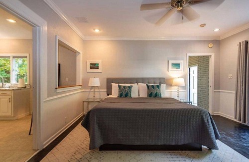 Nashville Hotel | 1BR, 1BA Luxury Hot tub Suite