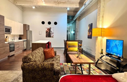 Dallas Apartment | 1BR | 3 Beds | DT Views | Free Valet Parking