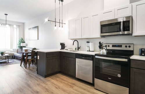 Elizabeth Apartment | 1BR apt next to EWR 4987