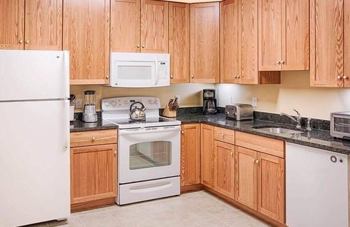 Jeffersonville Condo | 1br Beautiful Mountain Scenery-Smugglers' Notch