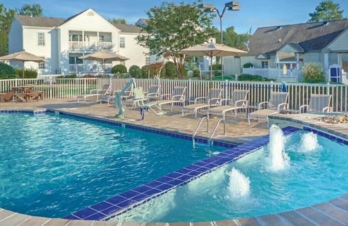 Williamsburg Condo | 1br Colonial Condo in Williamsburg & Family Fun!