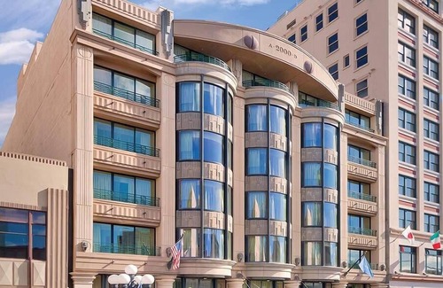 Gaslamp Quarter Condo | 1br Condo Gaslamp Quarter & Theme Parks!
