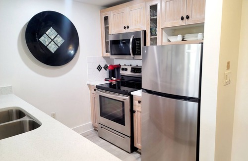 Baytowne Wharf Condo | 1BR Condo - Pool, free beach tram, large balcony, full kitchen, washer/dryer