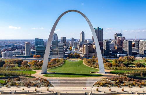 Downtown St. Louis Apartment | 1BR DWTN Loft-Gated Parking-WD-G202