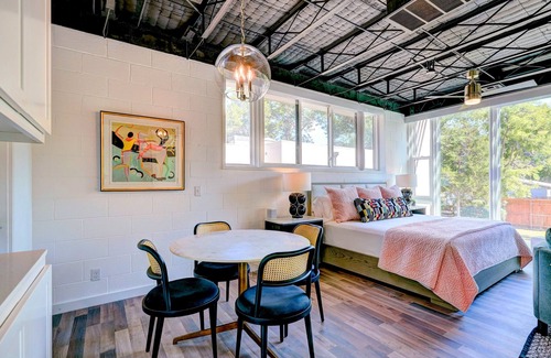 Norman House | 1BR Holiday Retreat | Full Kitchen + Near OU #Cha