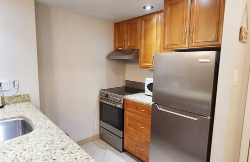 Upper Village Condo | 1BR | Marquise | Dog Friendly | Close to Ski Hill | Pool | Sauna | Hot Tub | Fitness Suite | A/C