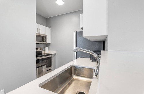 Everett Apartment | 1BR Near Encore Boston 4371