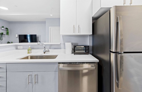 Everett Apartment | 1BR Near Encore Boston 7258