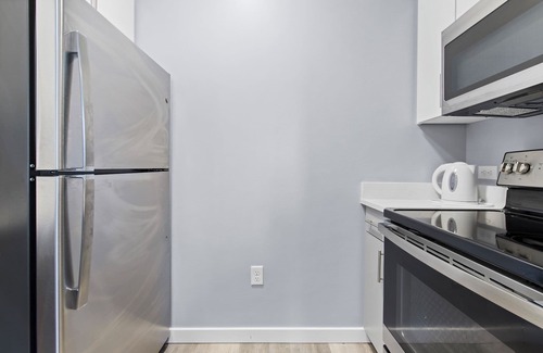 Everett Apartment | 1BR Near Encore Boston 4124