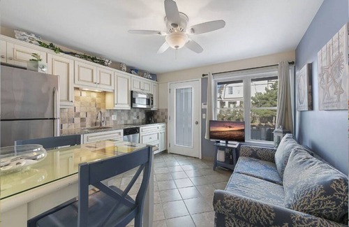 Beach Haven Condo | 1BR Ocean Block Condo – 140’ from the Beach