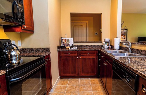 St. Augustine Condo | 1BR Pool-Hot Tub - Sleeps 4 - long or short stays ok - private balcony