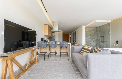 Downtown San Jose del Cabo Apartment | 1BR Rooftop & Pool in Cardinal