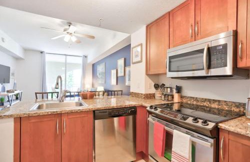 Boynton Beach House | 1BR ROOFTOP POOL-10 MIN WALK TO BEACH