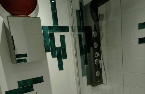 Warwick Apartment | 1br - Sleeps 4 - Central London - ws 99-100