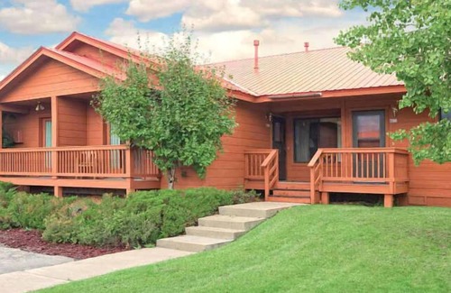 Pagosa Springs Condo | 1br Suite Condo Golf in Pagosa Springs!