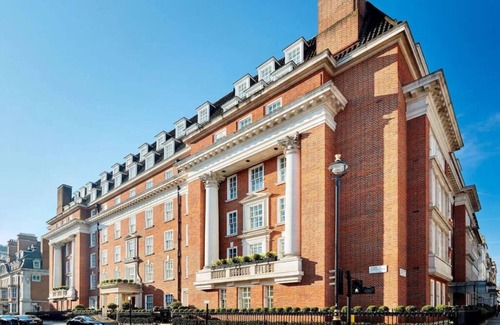 City of Westminster Condo | 1BR Suite Marriott London Mayfair