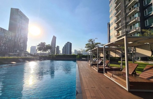Khlong Tan Condo | 1BR top-rated condo @ThonglorBTS w amazing pool & gym