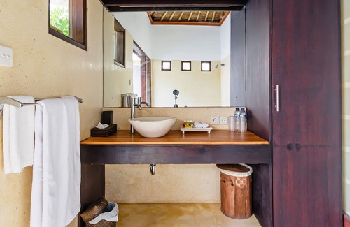 Sengkidu Villa | 1BR Villa Sasoon 100 mt to Beach
